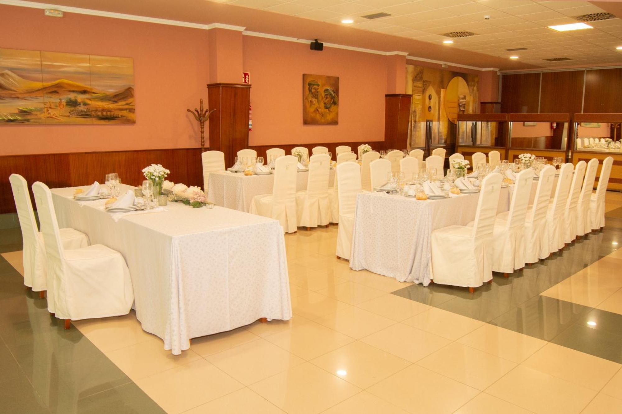 Hotel Barreiro Leira Buitenkant foto